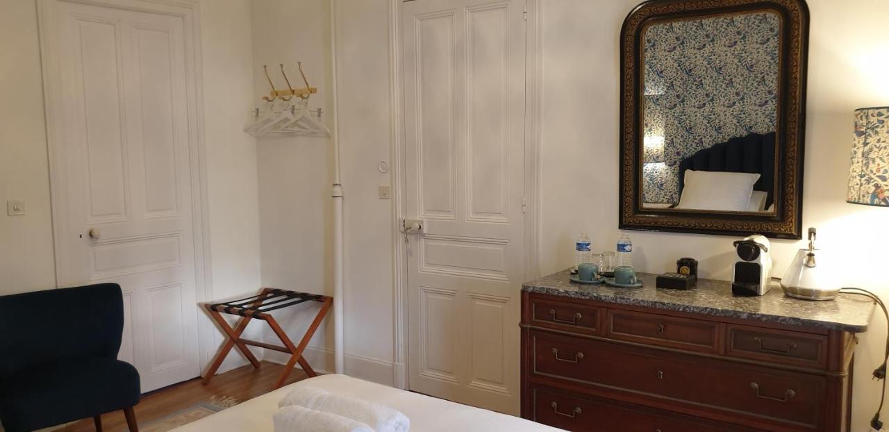 Bed and Breakfast La Maison Leonard Blere Екстер'єр фото