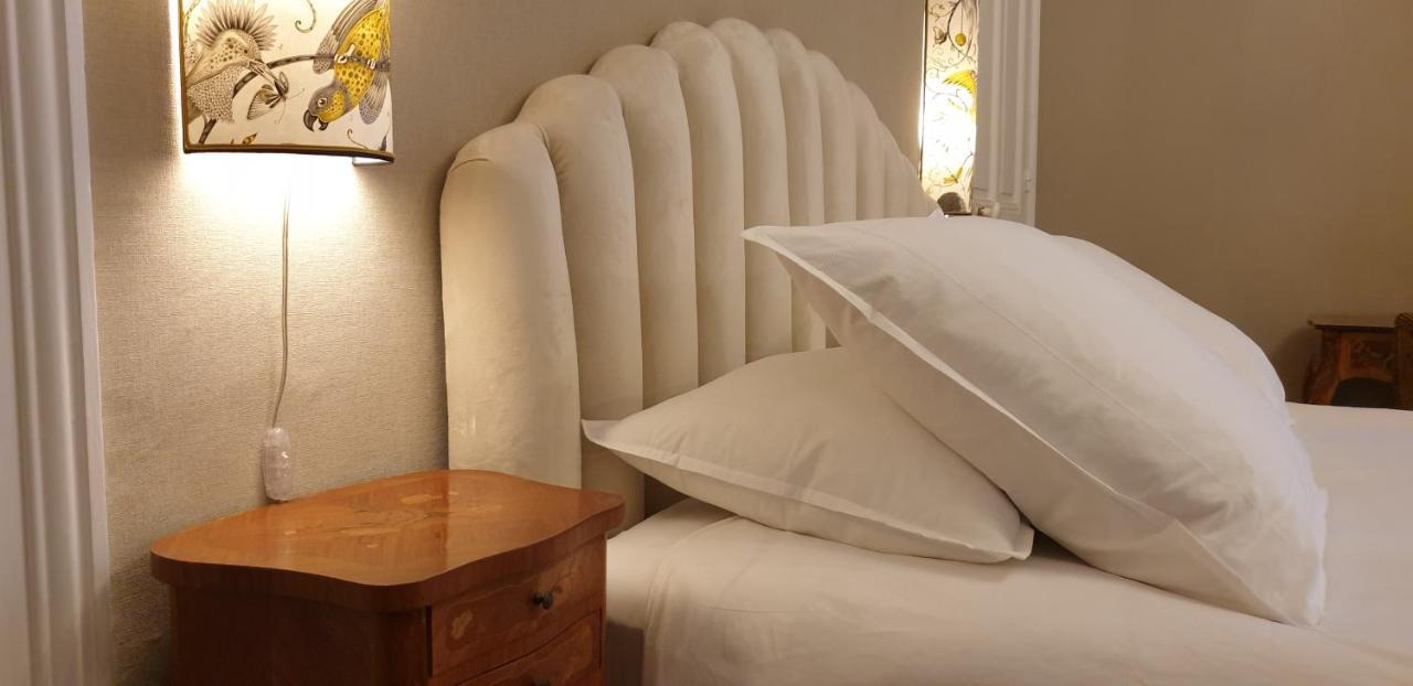 Bed and Breakfast La Maison Leonard Blere Екстер'єр фото