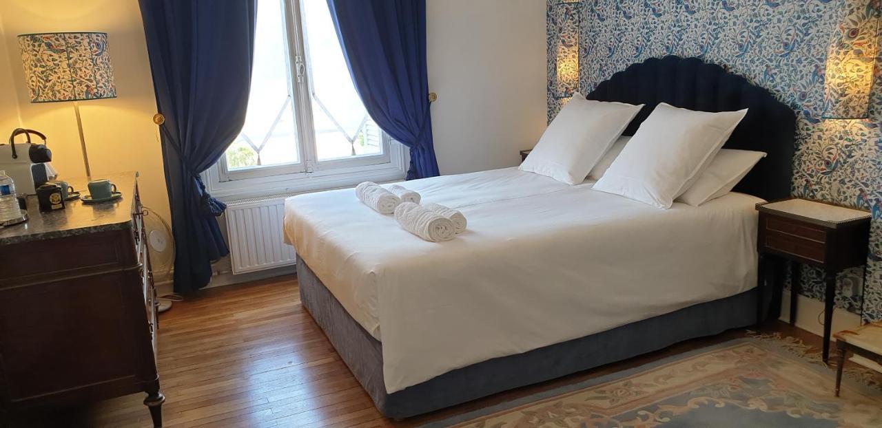 Bed and Breakfast La Maison Leonard Blere Екстер'єр фото